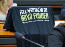 Oposição quer maior participação da União nos recursos do novo Fundeb