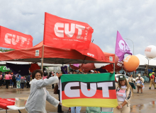 Mulheres negras se concentram no Museu Nacional para marchar por direitos, no DF
