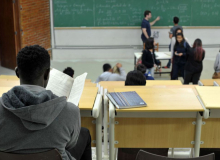 Para 79% dos brasileiros, volta às aulas vai agravar a pandemia do novo coronavírus