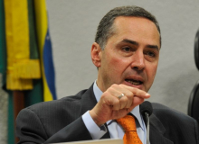 Barroso libera ação que avalia eleições diretas