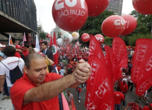 Lideranças defendem o mandato eleito pelo povo