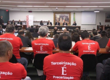Centrais cobram do STF debate sobre terceirização