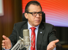 Ministro Luiz Marinho minimiza impacto do tarifaço no mercado de trabalho