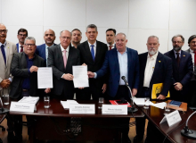 CUT e demais centrais entregam a Alckmin propostas para superar guerra comercial