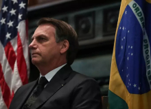 TOP 4 ações de Bolsonaro que desmentem seu patriotismo e atacam a soberania do país