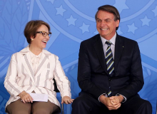 Bolsonaro veta socorro para pequenos produtores, mas libera benesses para o 'agro'