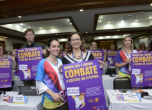 CNTE lança campanha de combate à violência nas escolas