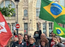 Lula vence em Paris com 77,5% dos votos válidos, segundo resultados extraoficiais