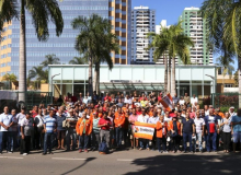 Petrobrás chama fura-greves. Aposentados respondem: Não somos traidores, nem pelegos
