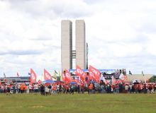 Congresso tem até junho para votar proposta de Lula sobre o fim da escala 6x1