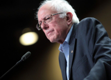Sanders denuncia golpe no Brasil e pede que EUA se posicione