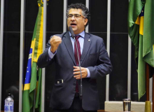 Reforma administrativa ataca serviços públicos e atendimento aos mais pobres