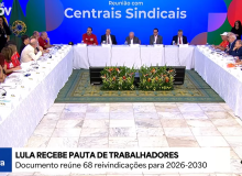 Assista: entrega da Pauta da Trabalhadora pela CUT e Centrais ao presidente Lula