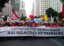 CUT na Rio+20: Mais de 50 mil ocupam centro do...