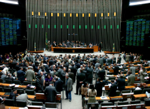 Câmara aprova direito de resposta à ofensa feita por mídia