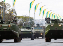 Juiz proíbe Exército de gastar R$ 5 bi com compra de veículos blindados e cita crise
