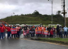 Em atos de apoio à greve na PBio, petroleiros cobram negociação com a Petrobras