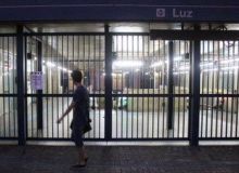 Metroviários de SP param 5 linhas contra privatização