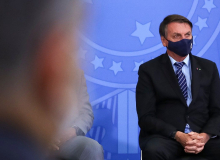Tensão no Planalto: Bolsonaro muda o comando de seis ministérios