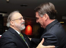 O MPF não vai parar Bolsonaro. ‘Isso é tarefa da sociedade’, diz cientista político
