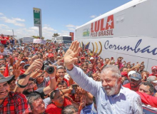 'No Brasil, todos estão mal, exceto Lula', diz Forbes