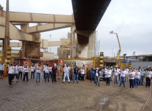 Trabalhadores portuários na luta contra privatização