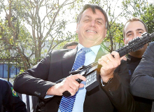 Irresponsáveis, burros e aproveitadores é como Bolsonaro vê os pobres. Veja vídeo