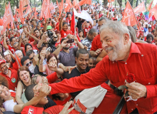 Com 45% das intenções de voto, Lula pode vencer no 1º turno, revela pesquisa