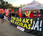CUT-RS e centrais sindicais realizam ato em frente à Fiergs pelo fim da escala 6x1