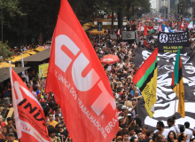 “Golpista tem que ir pra cadeia, sem anistia”, diz o povo nas ruas de São Paulo