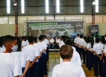 Justiça suspende novas adesões ao programa de escolas cívico-militares no RS