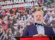 PoderData: Lula amplia liderança, tem a menor rejeição e venceria qualquer candidato