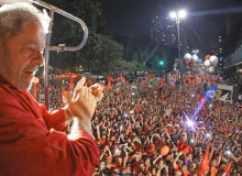 Lula lidera isolado e venceria eleição no primeiro turno, revela pesquisa Ipec