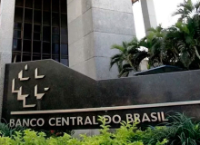 BC reduz Selic em 0,25 p.p. Taxa ainda alta provoca perda de renda da população