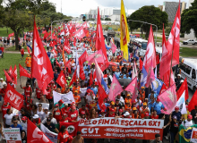 Hoje é dia de ocupar a Paulista e as ruas de quatro capitais pelo fim da escala 6x1