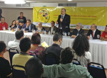 25 watts: potência para transformar a sociedade