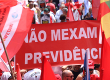 Em assembleia, trabalhadores rejeitam reforma de Bolsonaro e organizam a luta