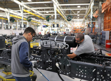 Produção industrial tem alta de 0,1% de março para abril