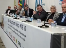 CUT celebra assinatura da nova NR-10 que traz mais proteção a eletricitários
