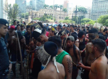 Índios da etnia Guarani protestam contra desmonte das políticas de saúde