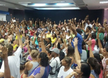 BA: Termina greve em Camaçari, mas professores mantêm luta