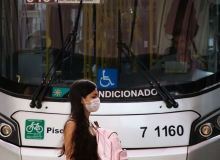 Apesar da alta de casos onde uso de máscaras foi abolido, RJ vai dispensar item