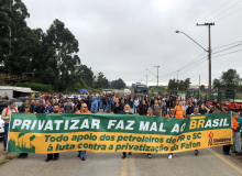 Em defesa dos empregos e do sistema Petrobras, petroleiros vão parar em fevereiro