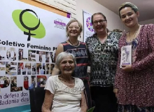 Parte uma construtora da CUT e do PT, socióloga, feminista e companheira Enid Backes
