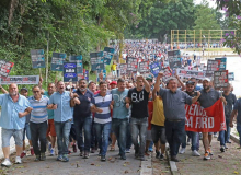 Metalúrgicos reúnem-se com Mourão e descartam venda da Ford