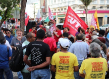 53 municípios do CE dão reajuste de pelo menos 4,17% a professores