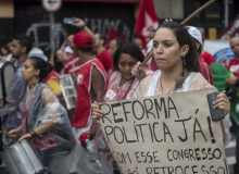 Sem reforma política, país continuará refém de chantagistas