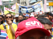 Marcha dos Correios em SP defende estatais e direitos