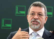 Bancada do PT diz que se houve crime, cabe impeachment