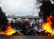 Contra o golpe, MTST tranca vias em 9 estados